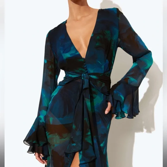 Rat & Boa Fiorella Deep V-Neck Long Sleeve Dress - Picture 4 of 10